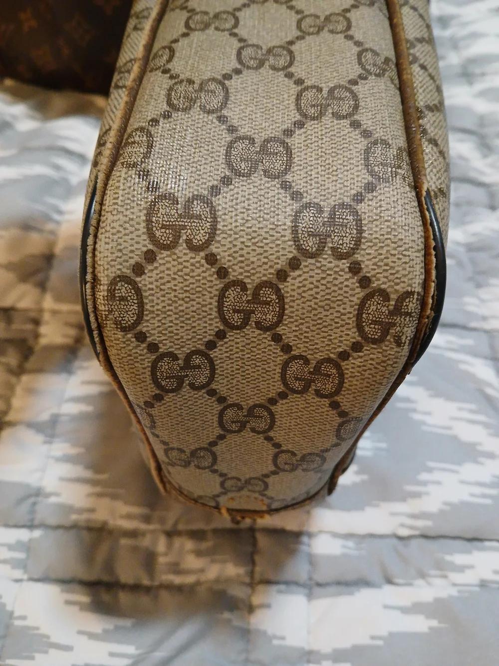 Gucci Tan Brown GG Supreme Canvas  Toiletry Case